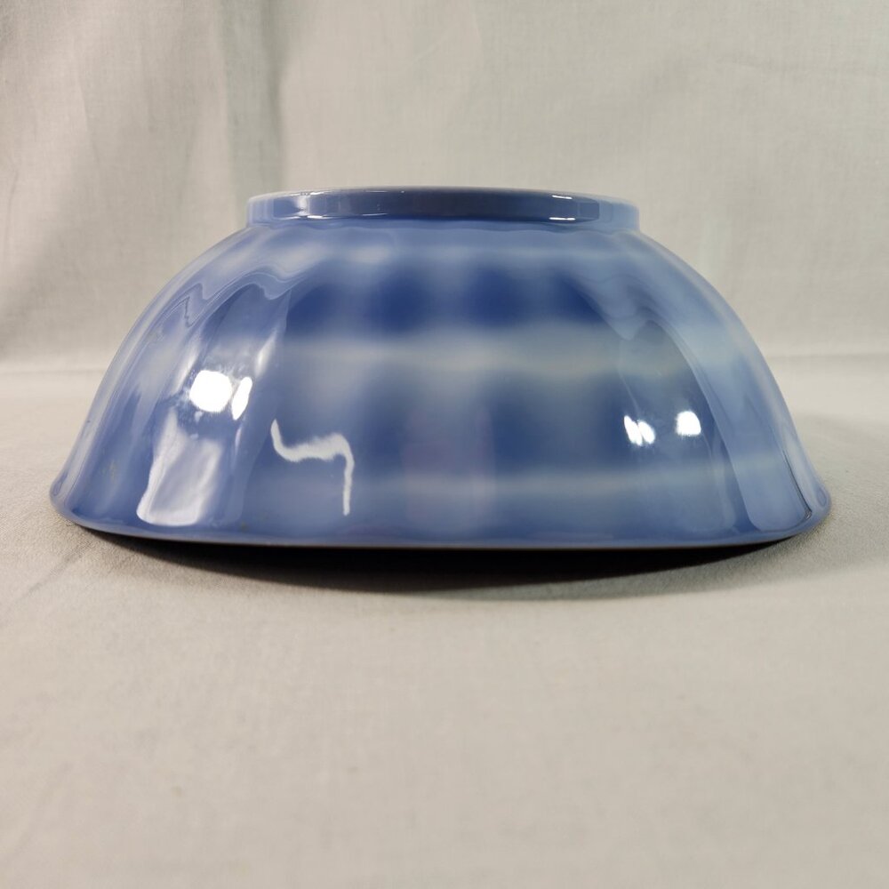 Japanese Ceramic Swirl Bowl Blue White Elongated Edge * Footed Shiny Inner Base - Picture 8 of 16